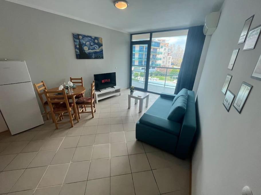 Large Apartment In Солнечный берег Экстерьер фото